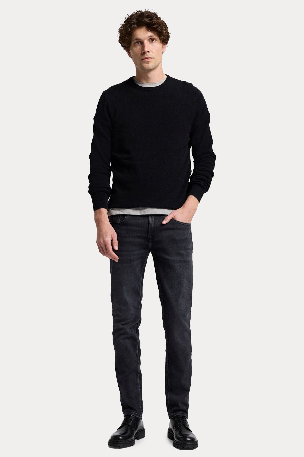 7 For All Mankind Slimmy Tapered Modern Slim Fit Jeans