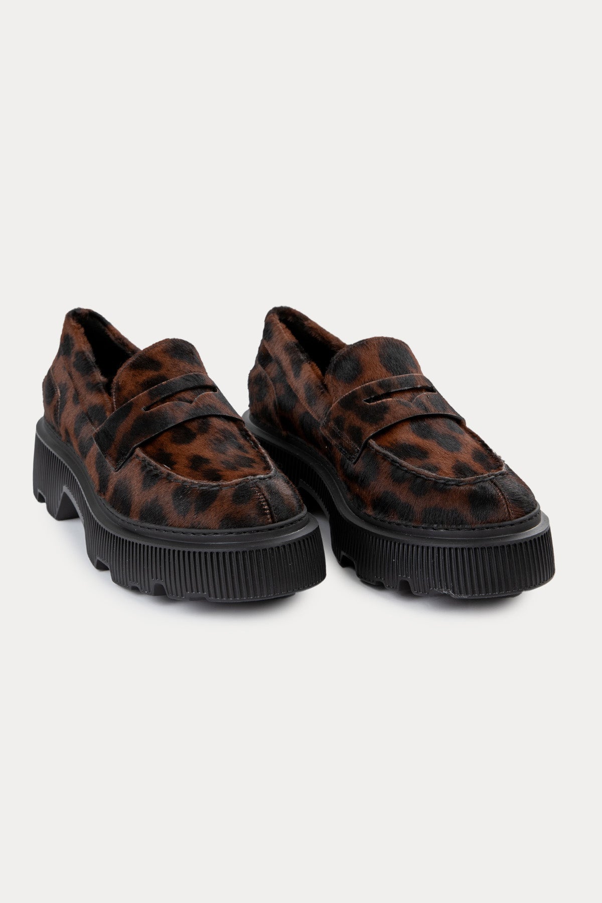 Santoni Tay Tüyü Leopar Desenli Loafer Ayakkabı