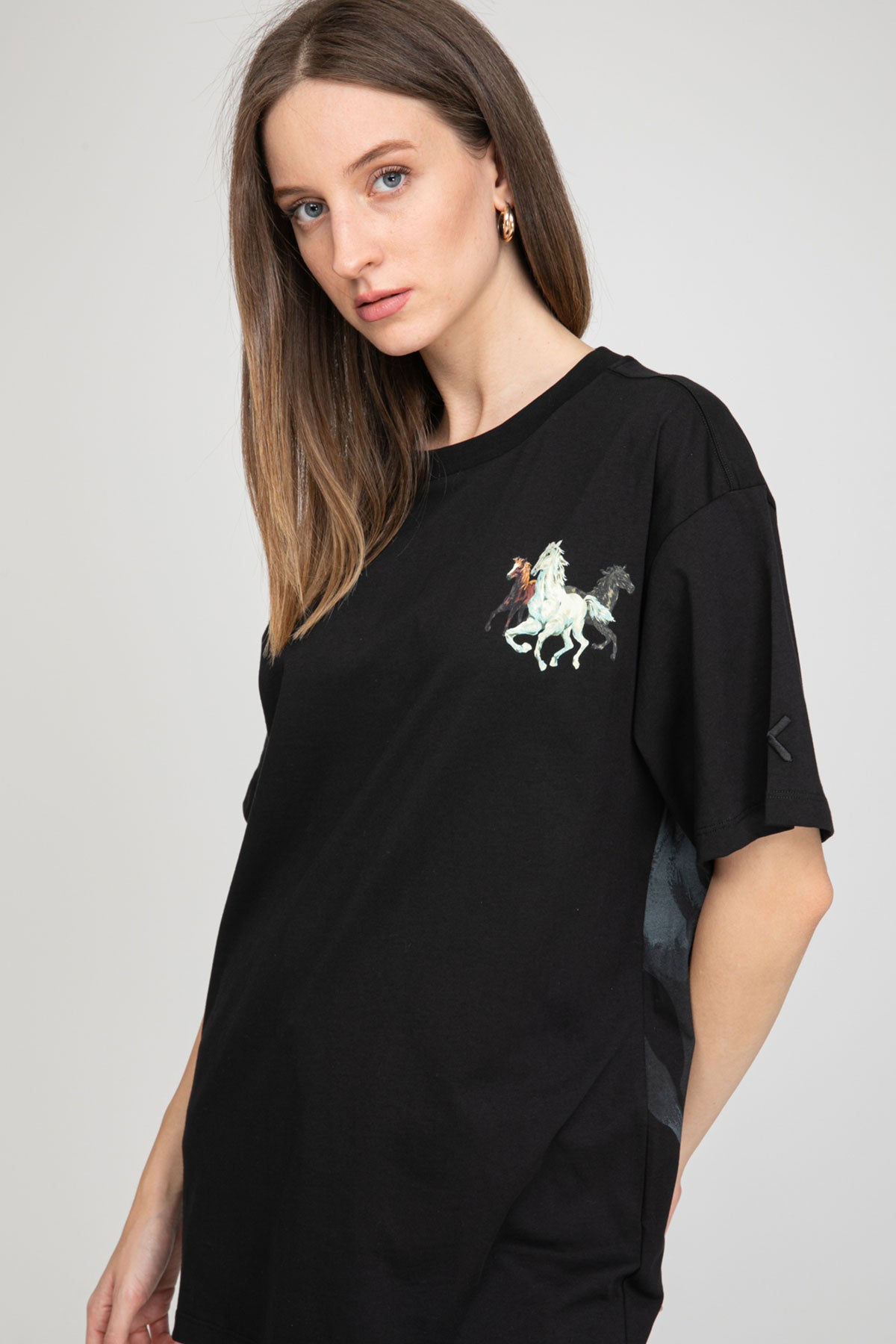 Kenzo Oversize Horses T-shirt-Libas Trendy Fashion Store